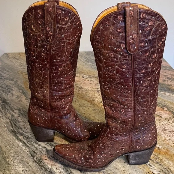Old Gringo Byroni Pink Crystal Western Boots
Size 8.5 - Picture 3 of 8